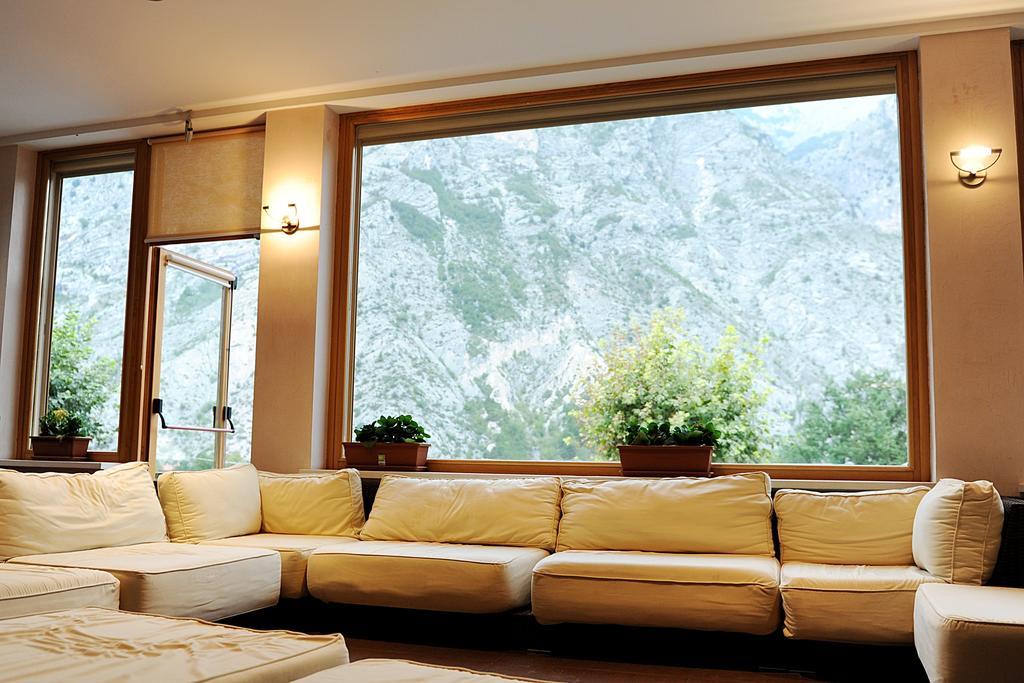 Hotel Del Camerlengo Fara San Martino Ngoại thất bức ảnh